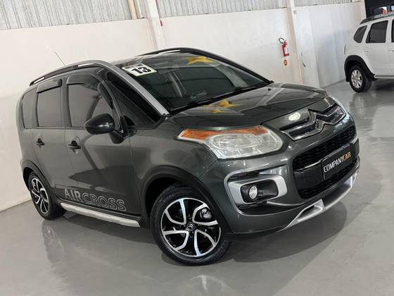 CITROËN AIRCROSS 1.6 GLX 16V FLEX 4P AUTOMÁTICO CITROËN AIRCROSS 1.6 GLX 16V FLEX 4P AUTOMÁTICO